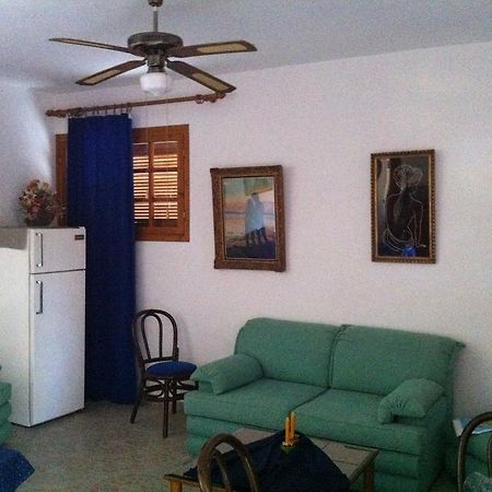 ホテル Porto Milos アダマス エクステリア 写真