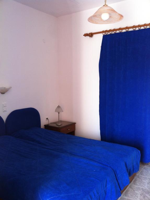 ホテル Porto Milos アダマス 部屋 写真
